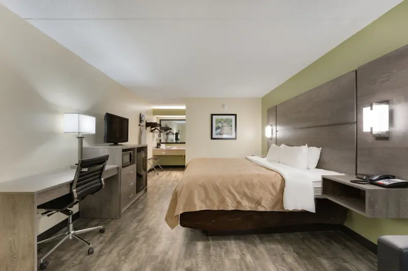 Birmingham AL Hotels with Airport Shuttles: Land and Relax!