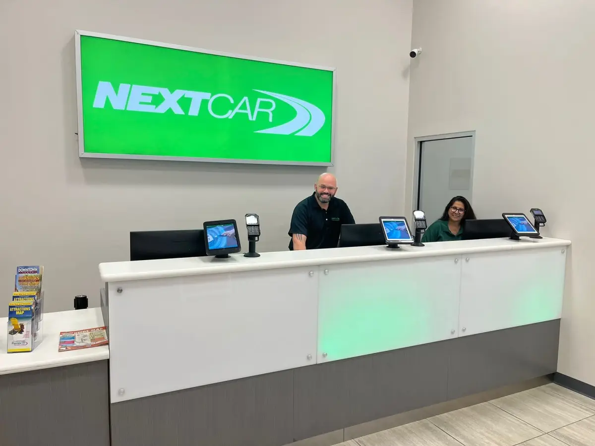 car rental near tampa airport with shuttle service