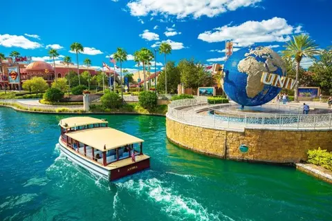 Universal Orlando Shuttles: Hotels That Make Getting There Easy