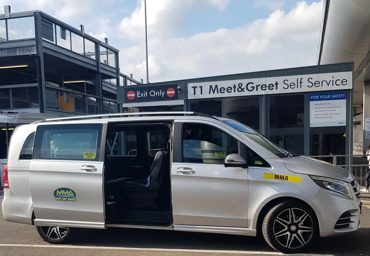 manchester airport taxi transfer