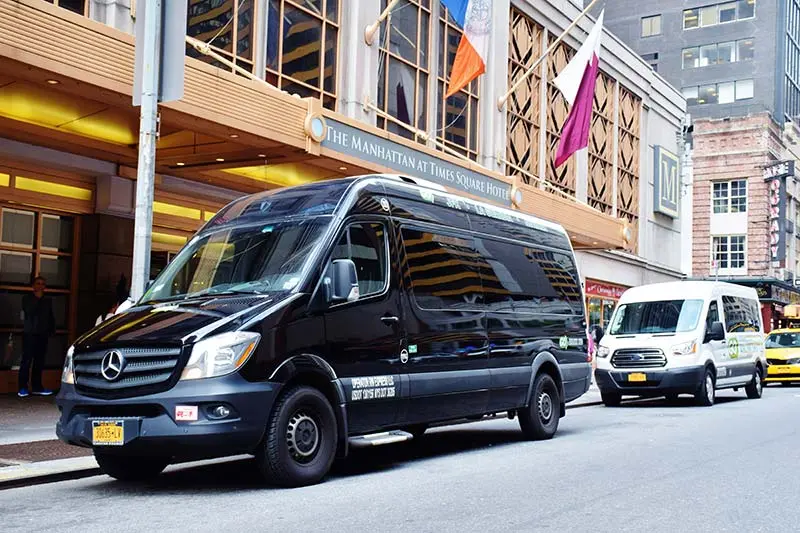 new york hotels with airport shuttle service