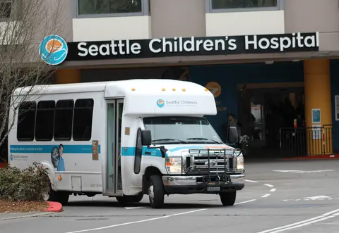 Seattle Office Shuttles: Making Your Commute a Breeze