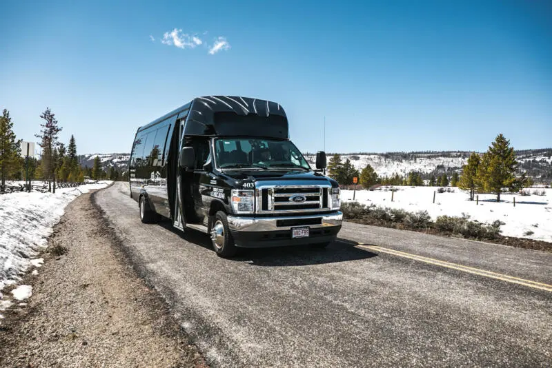 shuttle service denver to steamboat springs