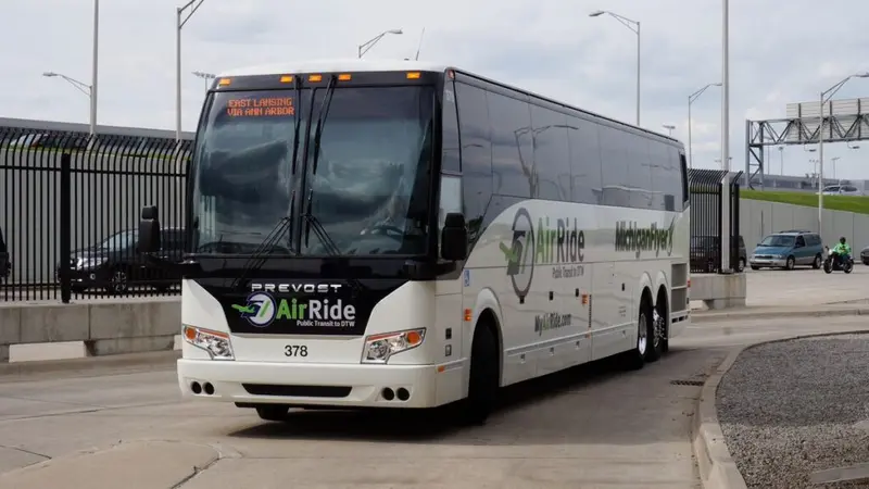 Detroit Shuttle Service: Your Go-To for Easy Rides