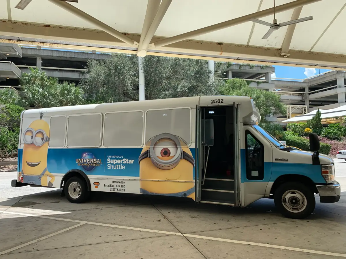 shuttle service from orlando airport to universal studios