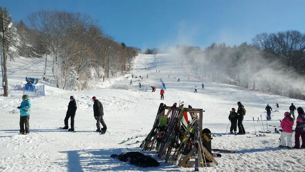 ski resort close to boston