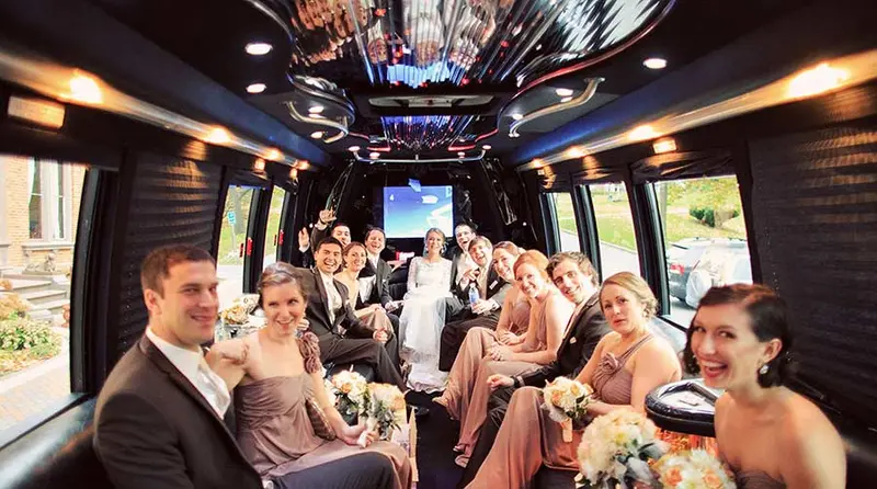 Chicago Wedding Shuttles: The Easy-Breezy Way to Get Guests Around